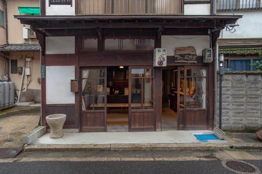 8 UNIQUE Miyajima Ryokans, Hiroshima 23 Traditional ryokan entrance in Miyajima