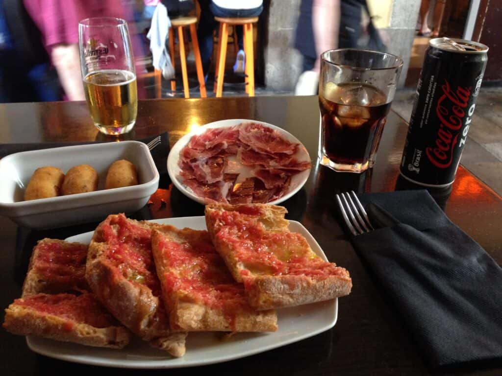 3 day itinerary in Barcelona: Local Guide 14 Tapas, drinks, and cured meats served.