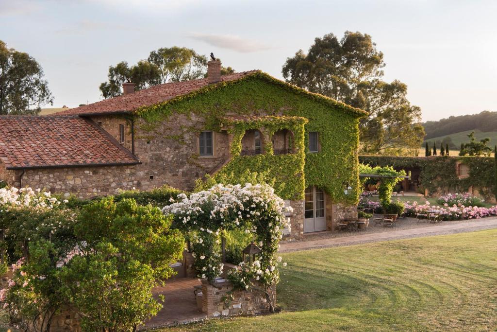 7 Best Agriturismos in Tuscany 33 elegant building relais sant elena agriturismo in tuscany