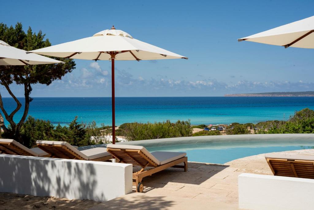 swimming pool with incredible ocean views at Dunas de Formentera, one of the best boutique hotels in Formentera spain
